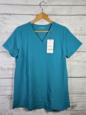 Mandala Scrub Top XS Teal V-Neck NWT Medical Uniform Stretch‎